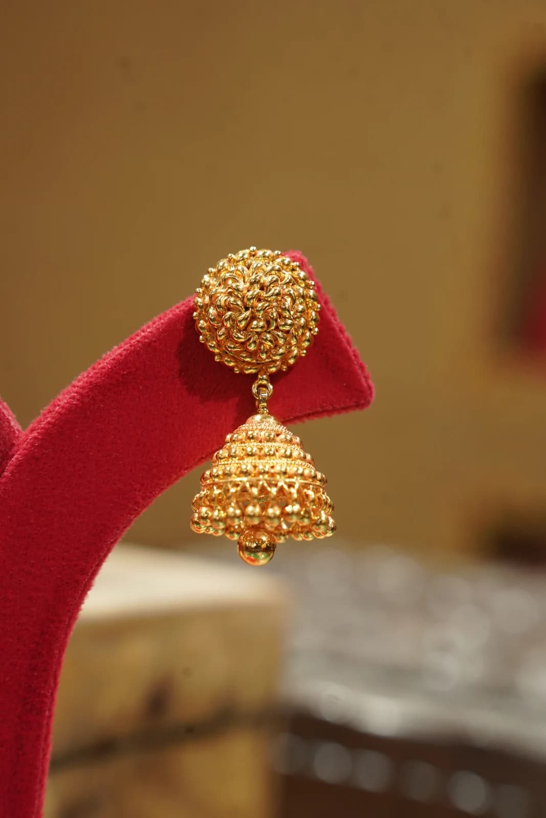 Jhumki alternate view