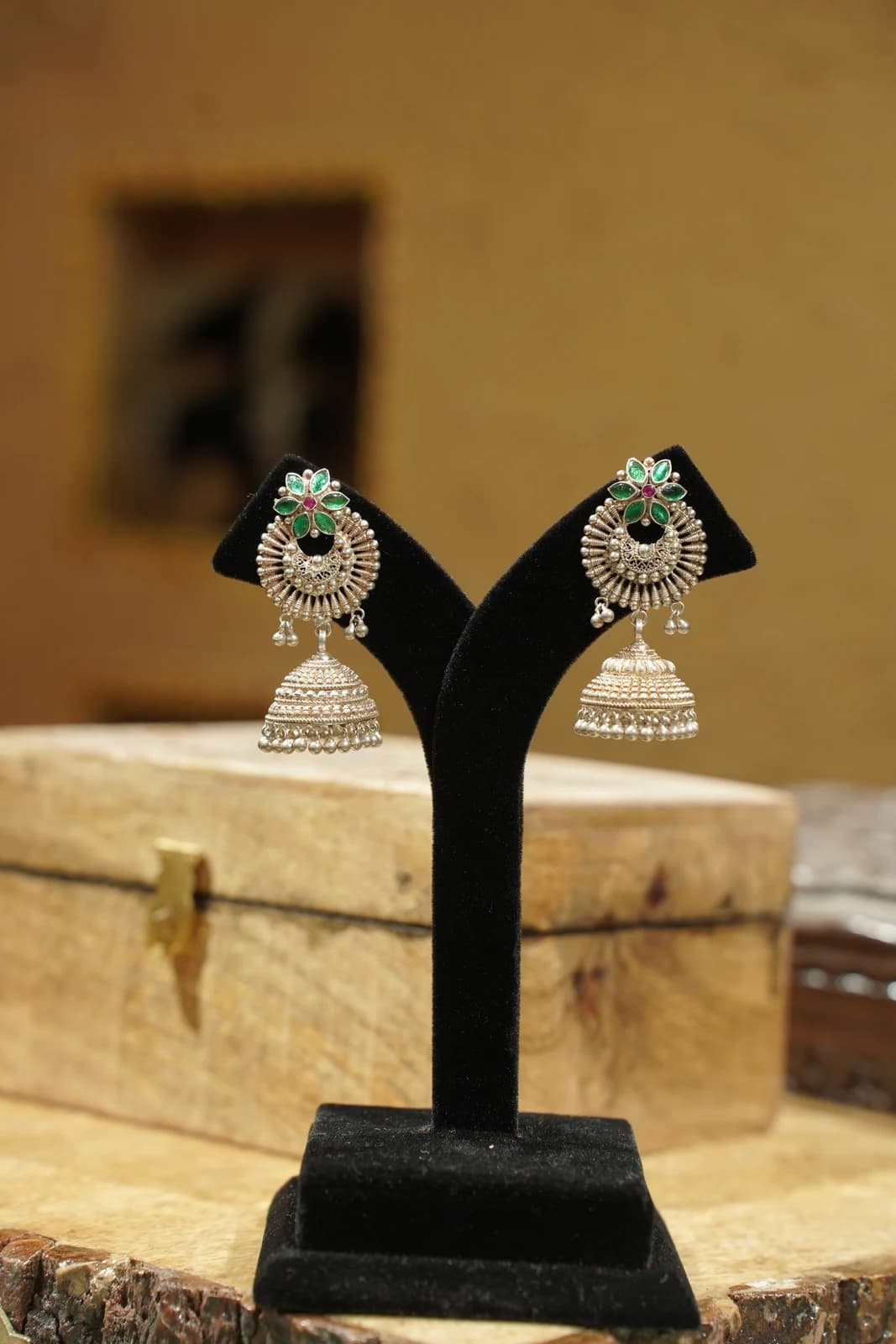Jhumki alternate view