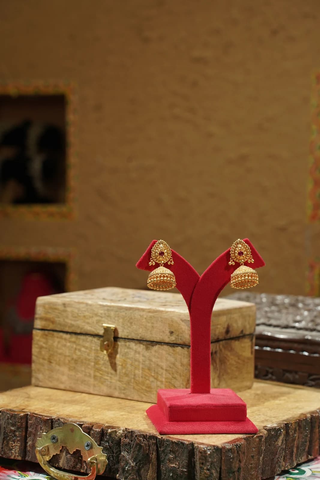 Jhumki alternate view