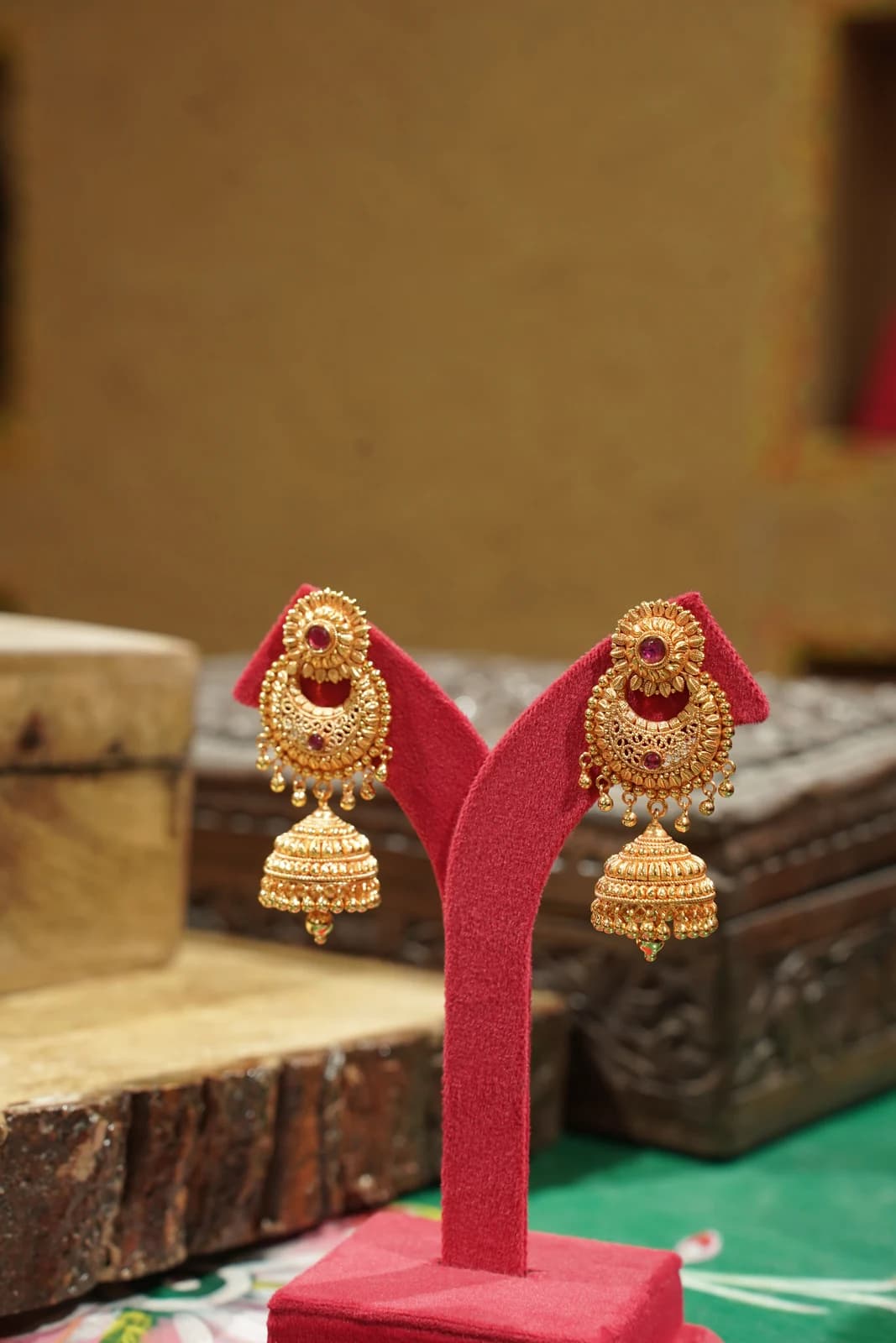 Jhumki alternate view