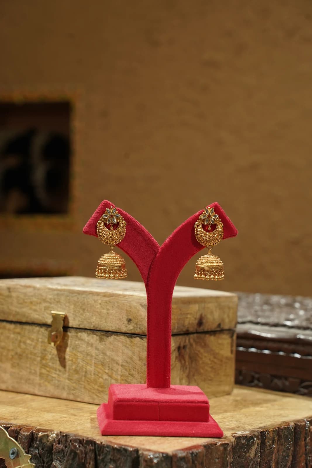Jhumki alternate view