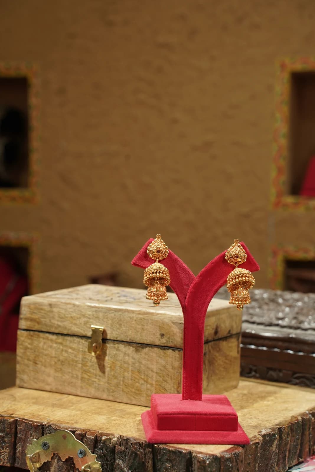 Jhumki alternate view