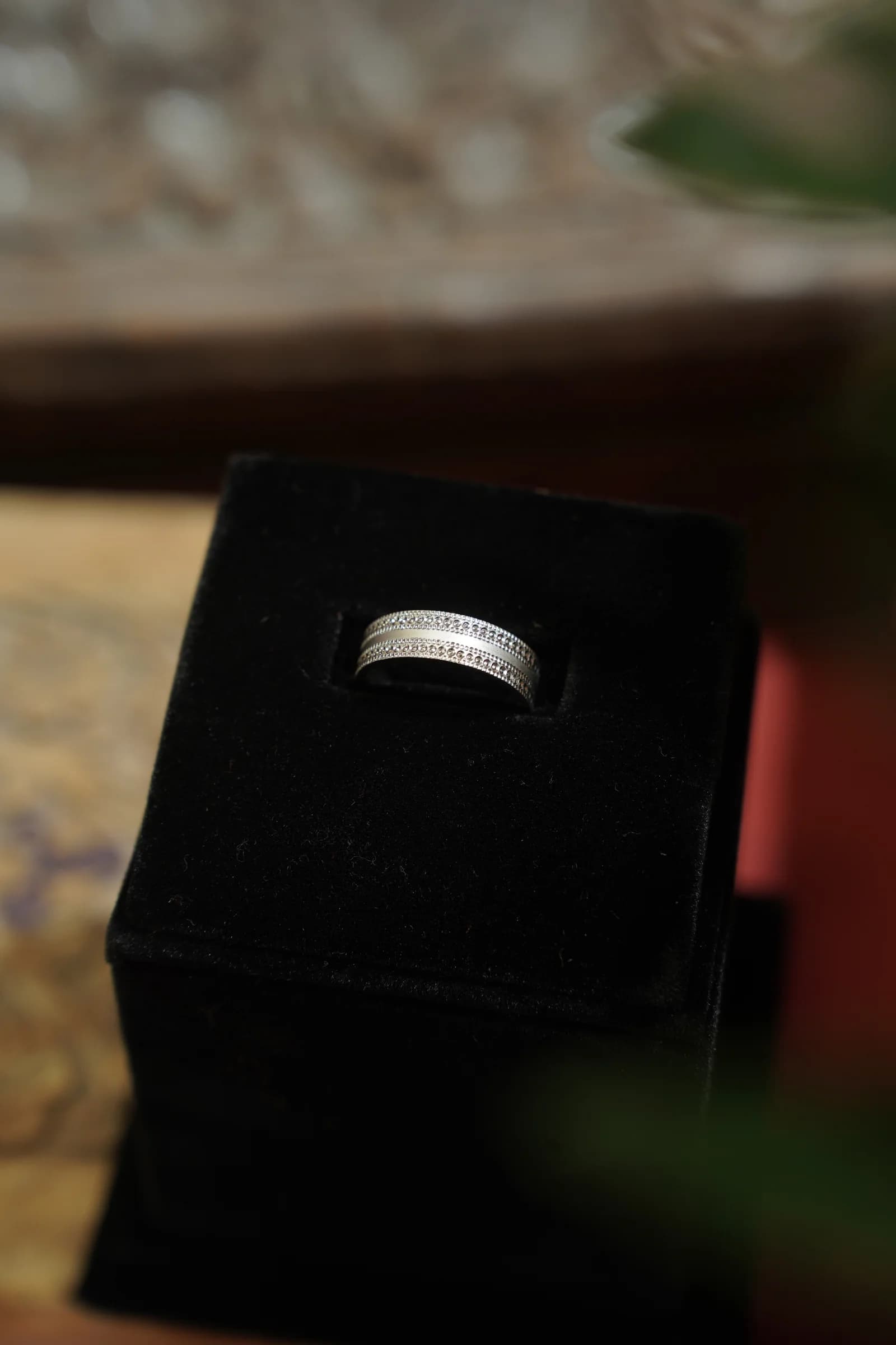 Men’s Anguthi